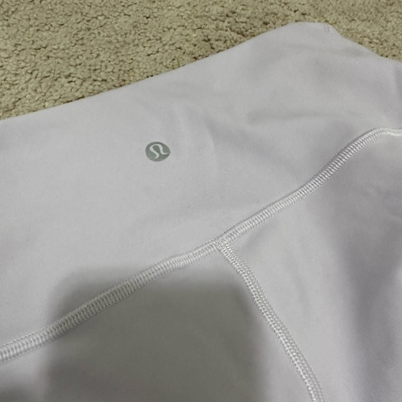 Lululemon WUNDER UNDER HIGH-RISE TIGHT 25" *LUXTREME in Lavender Dew - Picture 2 of 4